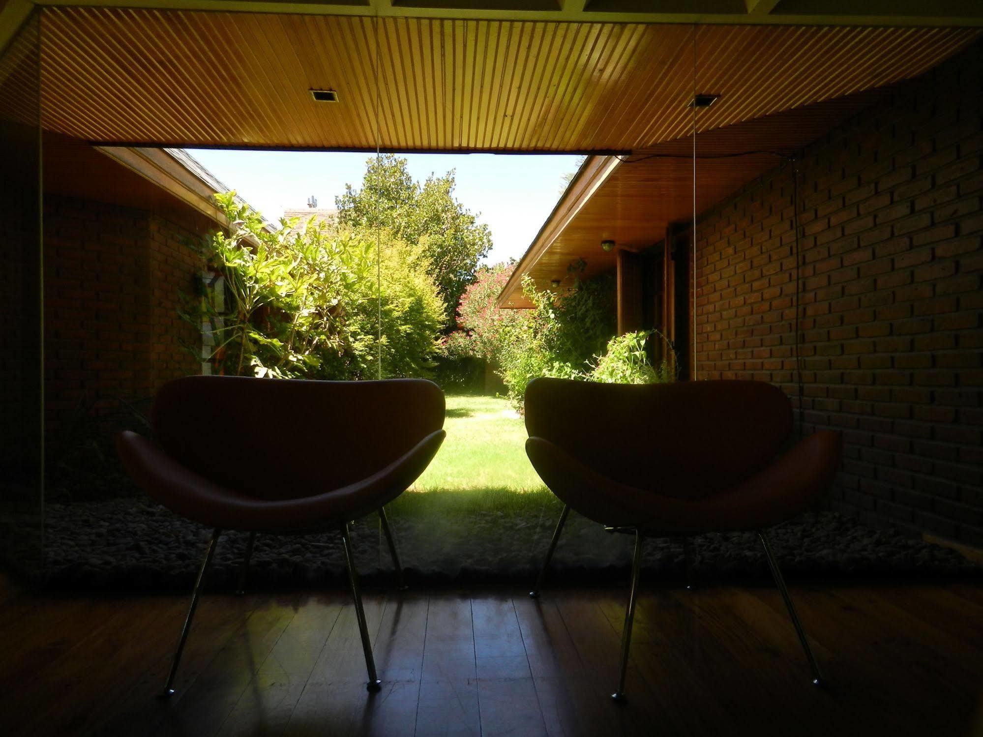 Hôtel La Casona Del Rio à Neuquén Extérieur photo